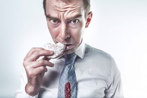 Read more about the article نصائح سريعة للوقاية من إلتهاب المعدة والارتجاع والحموضة والقرحة