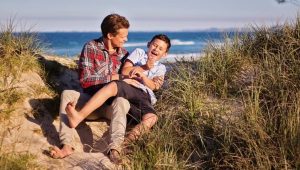 Read more about the article كيف تتعامل مع ابنك الذكر في سن المراهقة؟